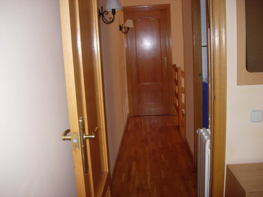 Apartaments El Ribal Valencia D'Aneu 客房 照片