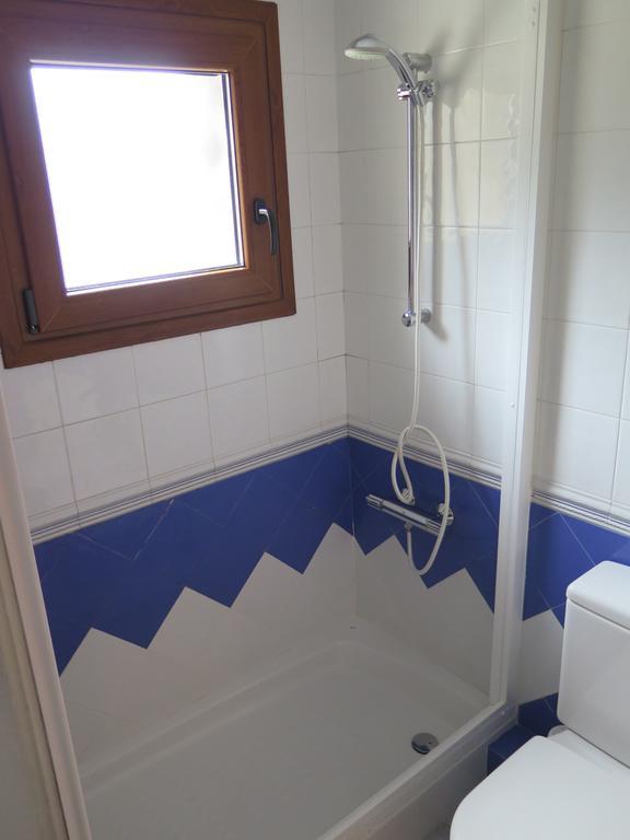 Apartaments El Ribal Valencia D'Aneu 外观 照片